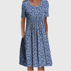 Élégante robe qui couvre le ventre