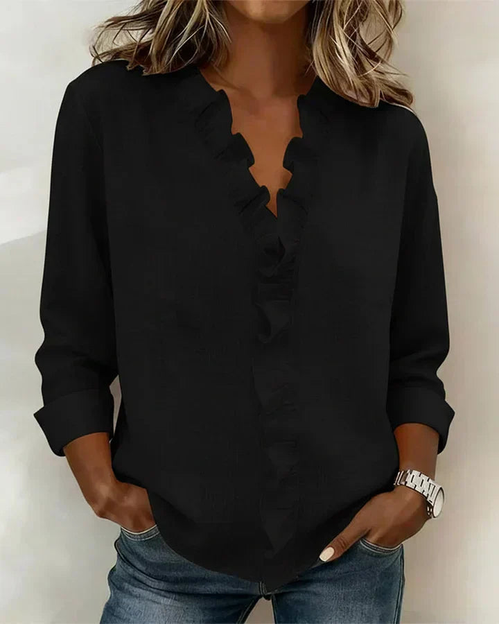 Chiara™ | Blusa con cuello en V y volantes delicados