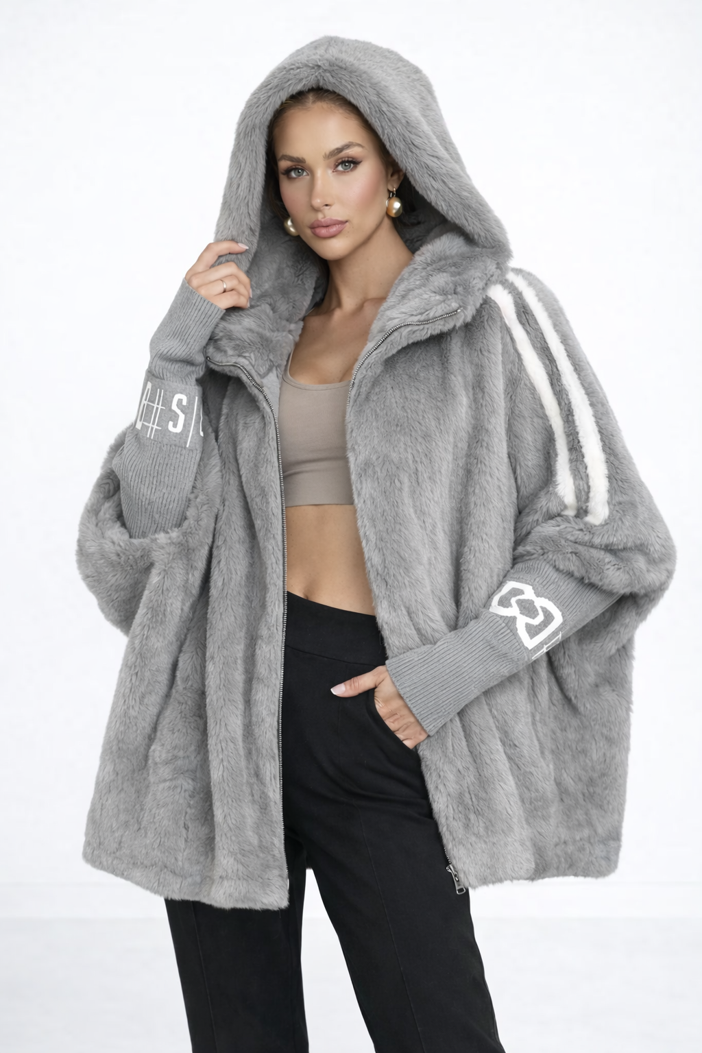 Natalia | Chaqueta de pelo con capucha