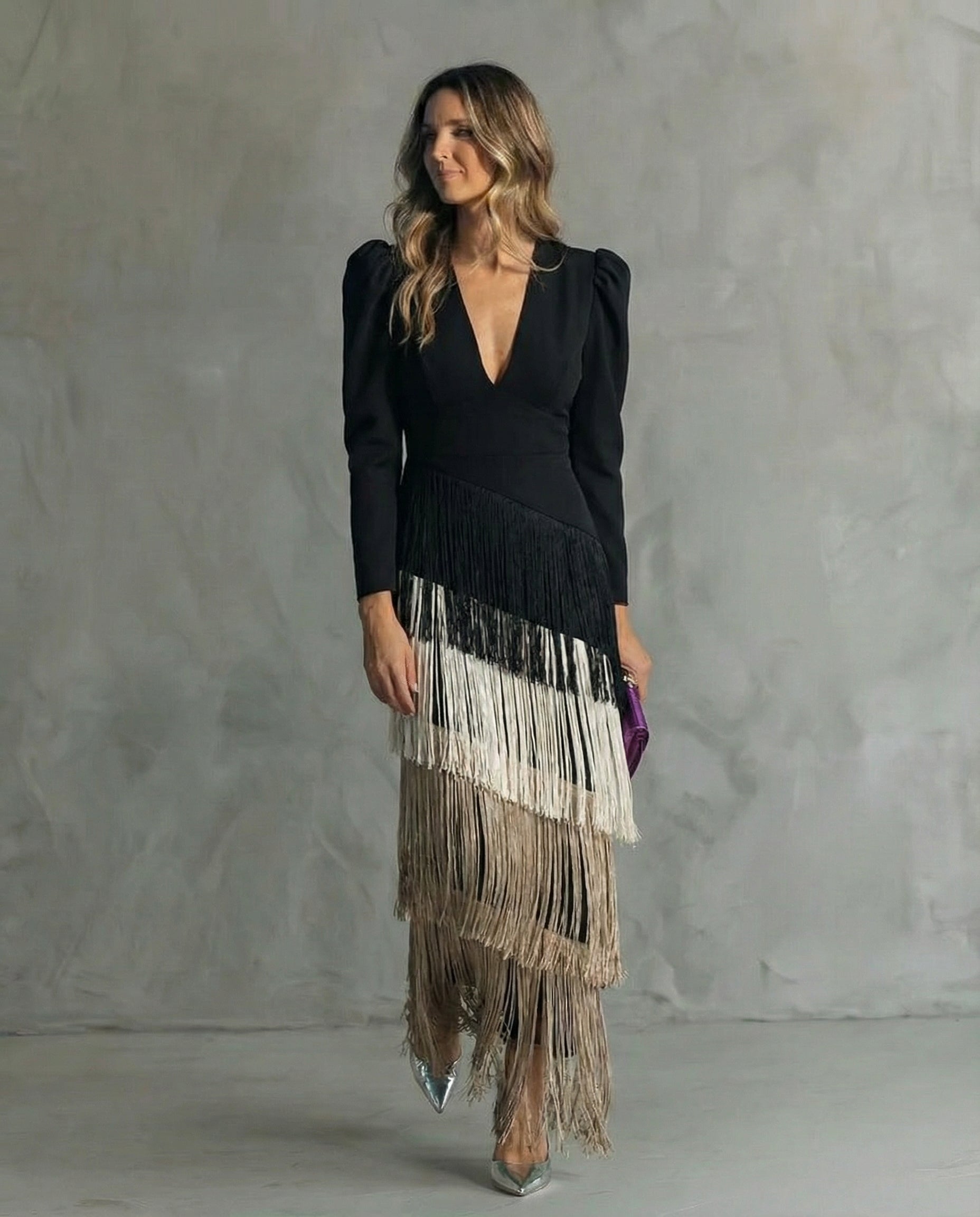Clara™ | Elegante vestido midi con mangas de flecos