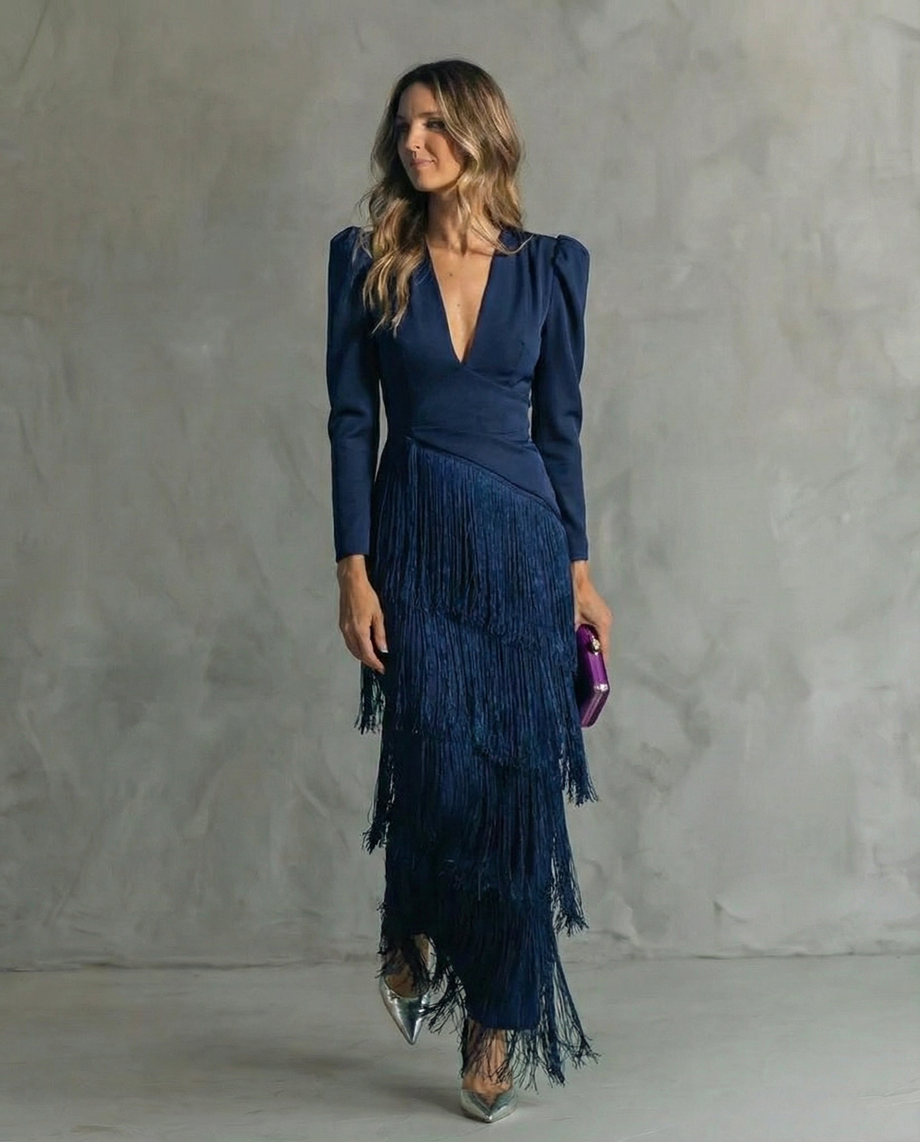 Clara™ | Elegante vestido midi con mangas de flecos