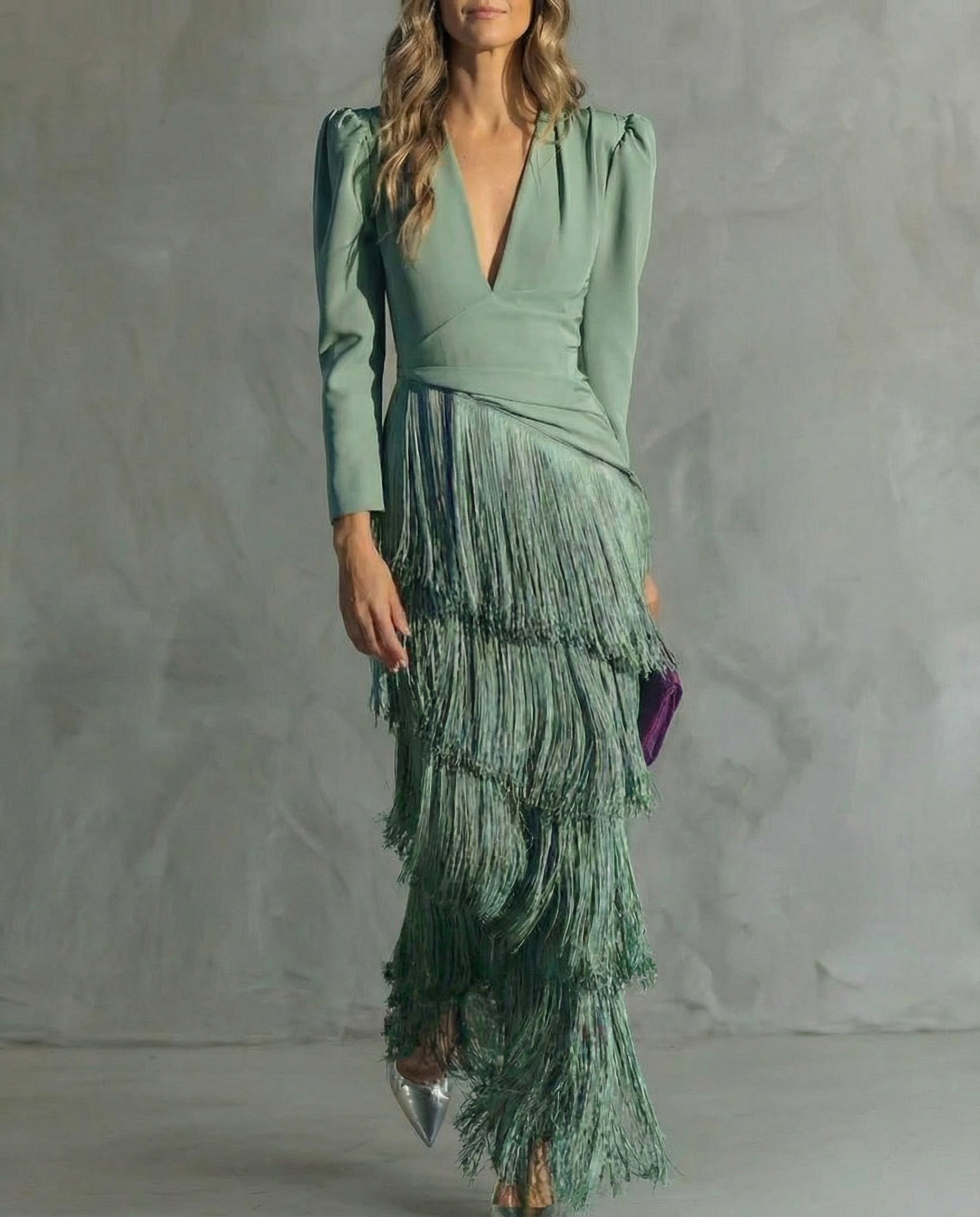 Clara™ | Elegante vestido midi con mangas de flecos